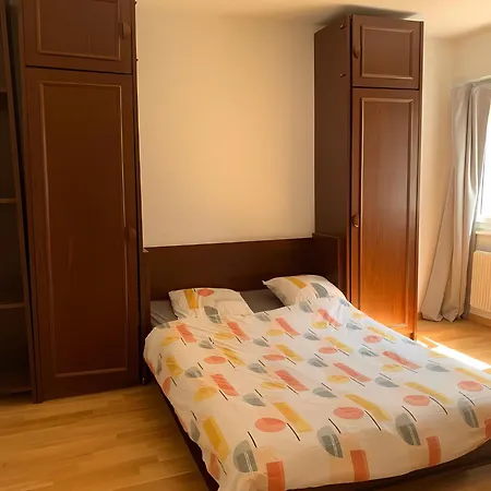 Prive Habitación en casa particular Vallorbe